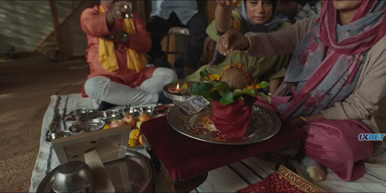 Little English 2022 Hindi Dubbed WEBRip 1080p Screenshot