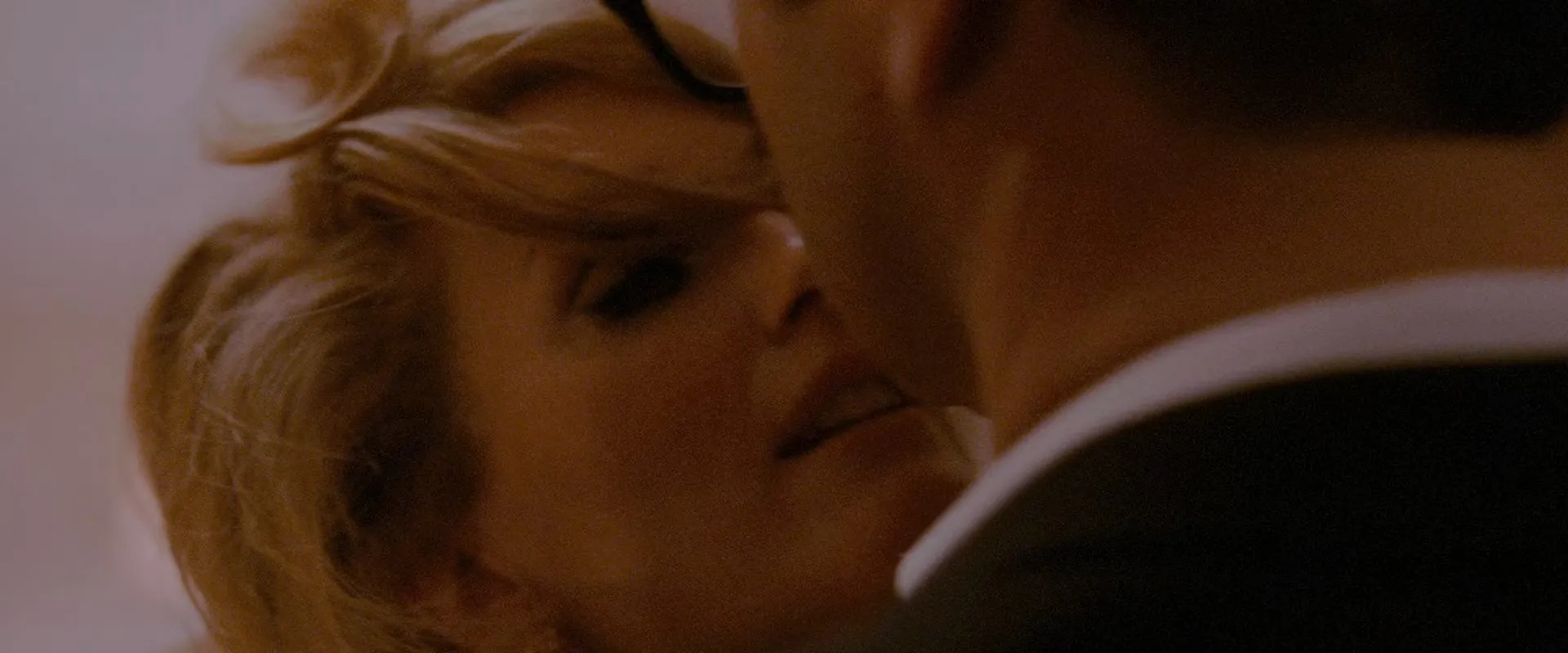 A Single Man 2009 Hindi Dual Audio WEB-DL 720p - 480p - 1080p Screenshot
