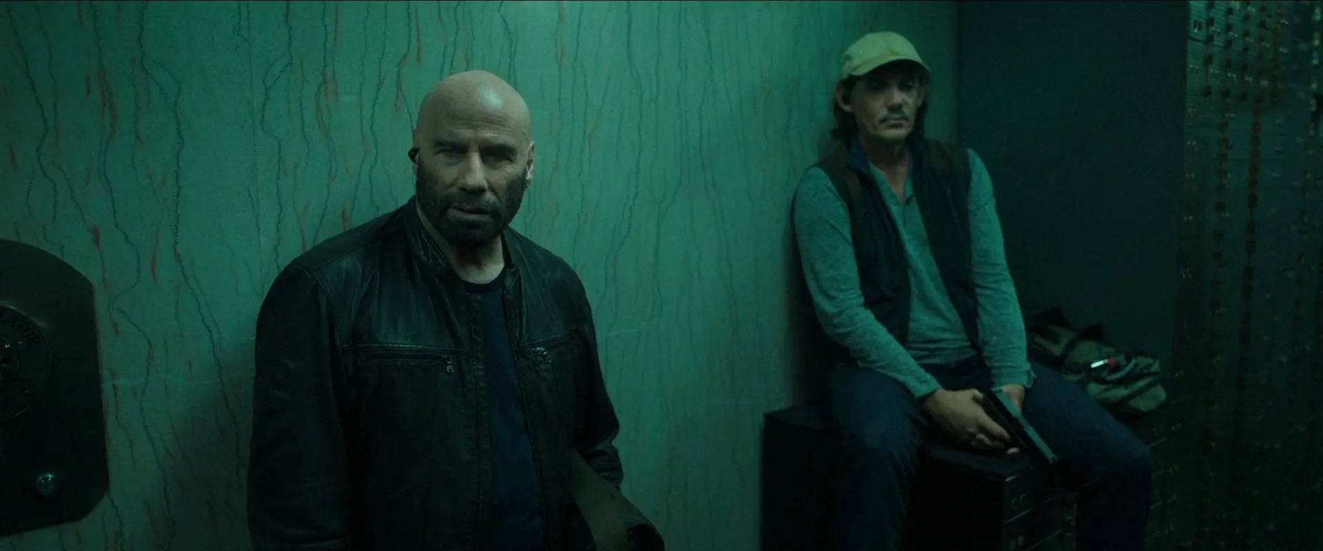 Cash Out 2024 Hindi Dual Audio WEB-DL 1080p - 720p - 480p Screenshot