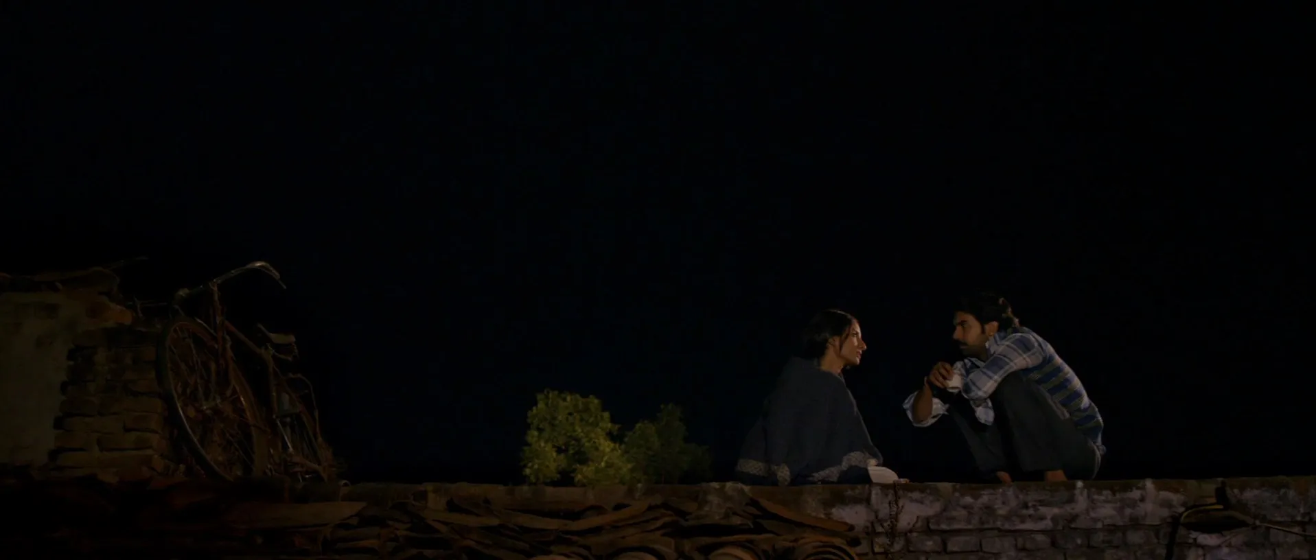 City Lights 2014 Hindi WEB-DL 720p - 480p - 1080p Screenshot