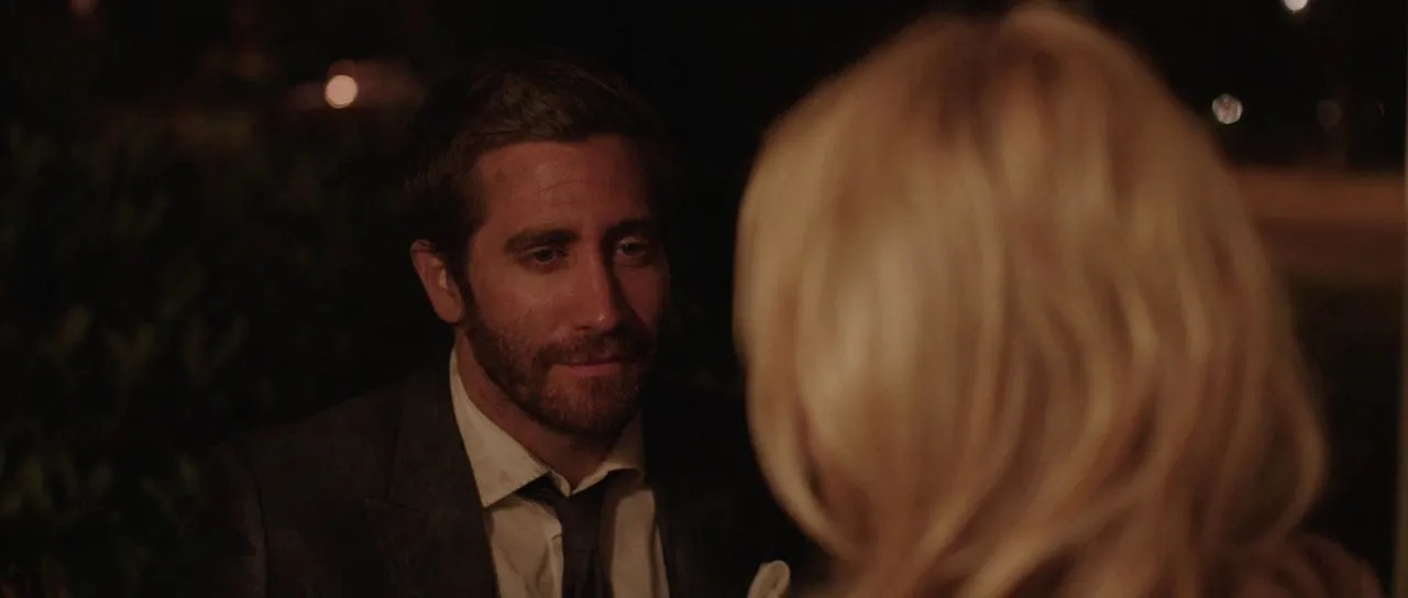 Demolition 2015 Dual Audio Hindi 720p BluRay [900MB] ESubs Screenshot