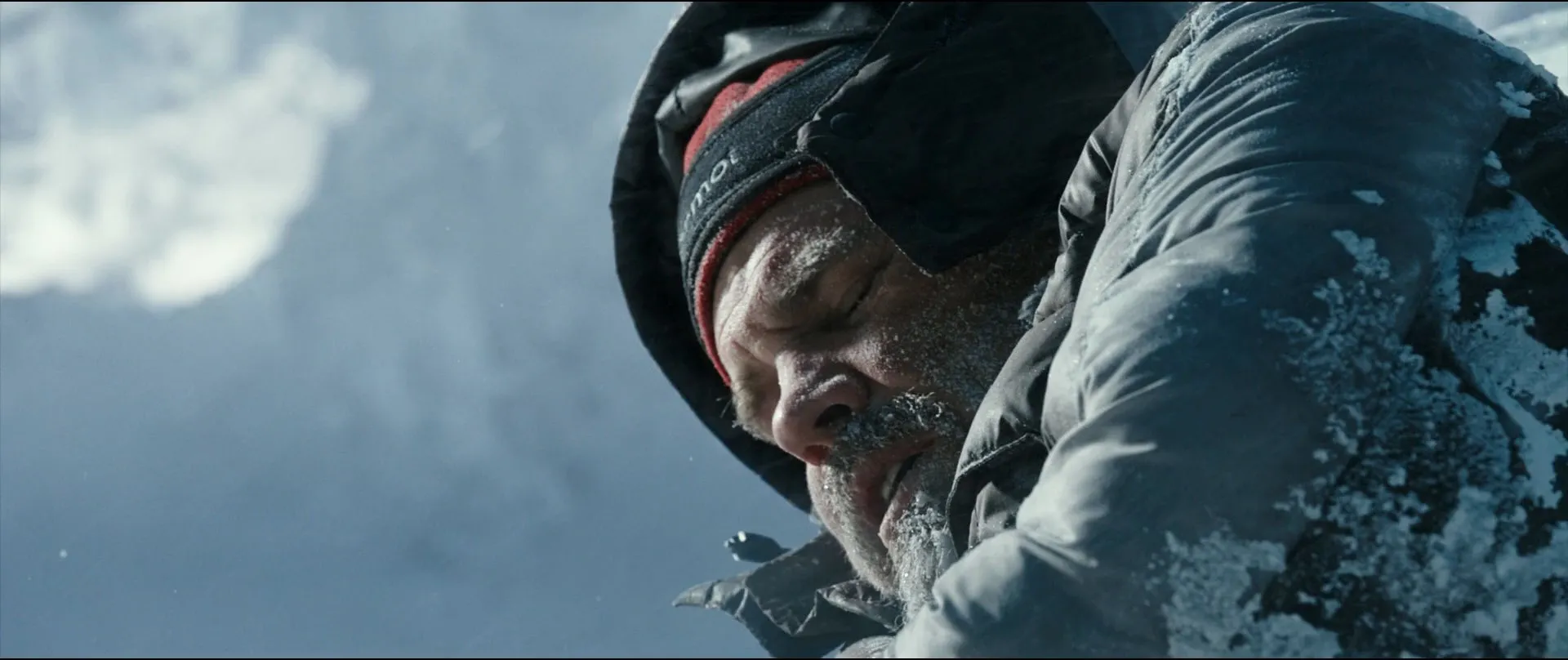 Everest (2015) Hindi Dual Audio 720p BluRay [1.3GB] Screenshot