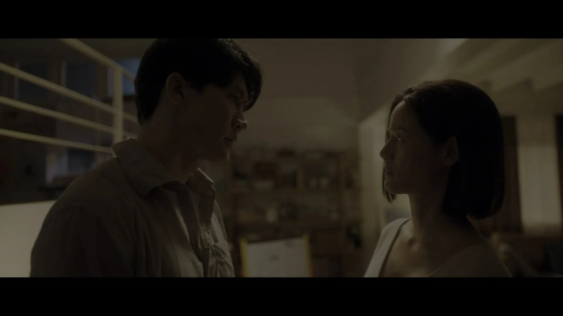 Everybody Loves Me When I’m Dead 2025 Hindi Dual Audio WEB-DL 720p - 480p - 1080p Screenshot