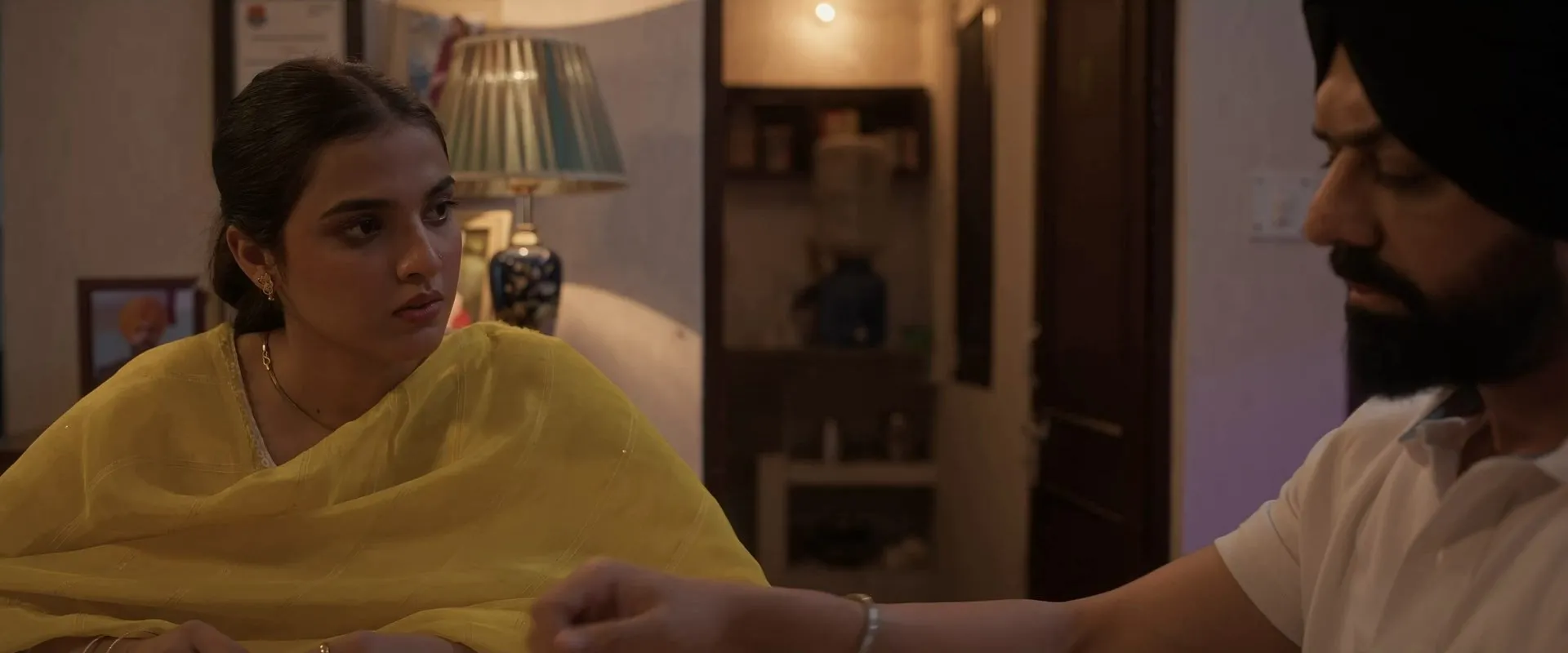 Gangland: The City of Crime 2025 Punjabi WEB-DL 720p - 480p - 1080p Screenshot