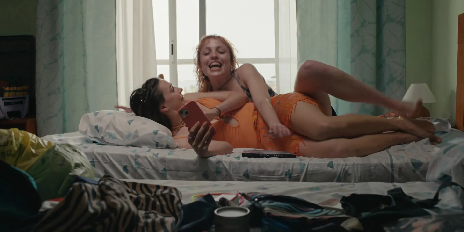Graduation Trip: Mallorca 2025 Hindi Dual Audio WEB-DL 720p - 480p - 1080p Screenshot