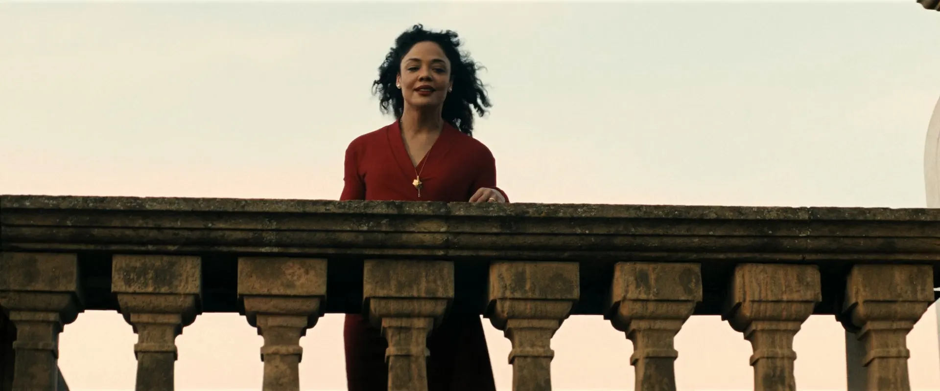 Hedda 2025 Hindi Dual Audio WEB-DL 720p - 480p - 1080p Screenshot