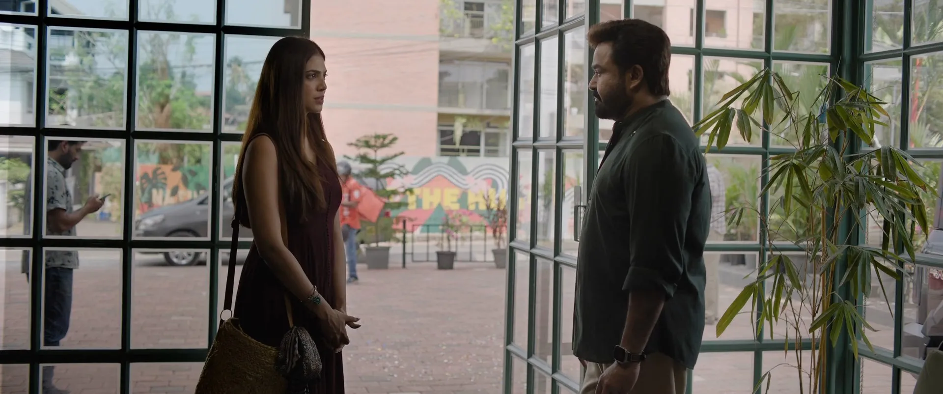 Hridayapoorvam 2025 Hindi Dual Audio WEB-DL 720p - 480p - 1080p Screenshot