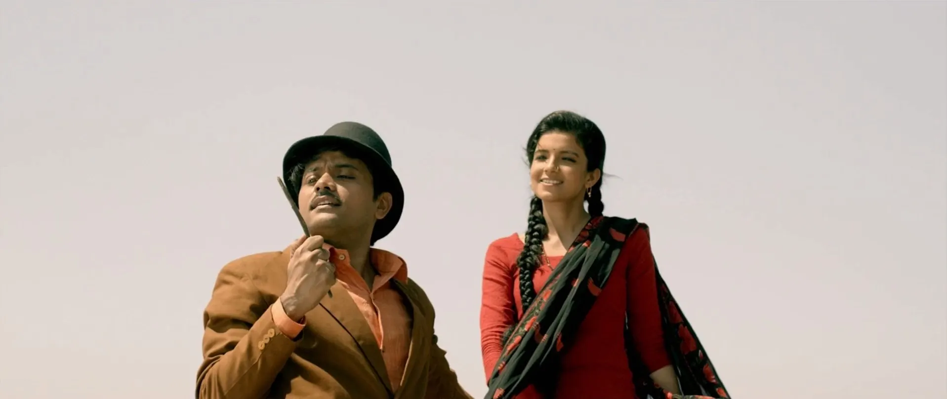 Panchlait 2017 Hindi WEB-DL 720p - 480p - 1080p Screenshot