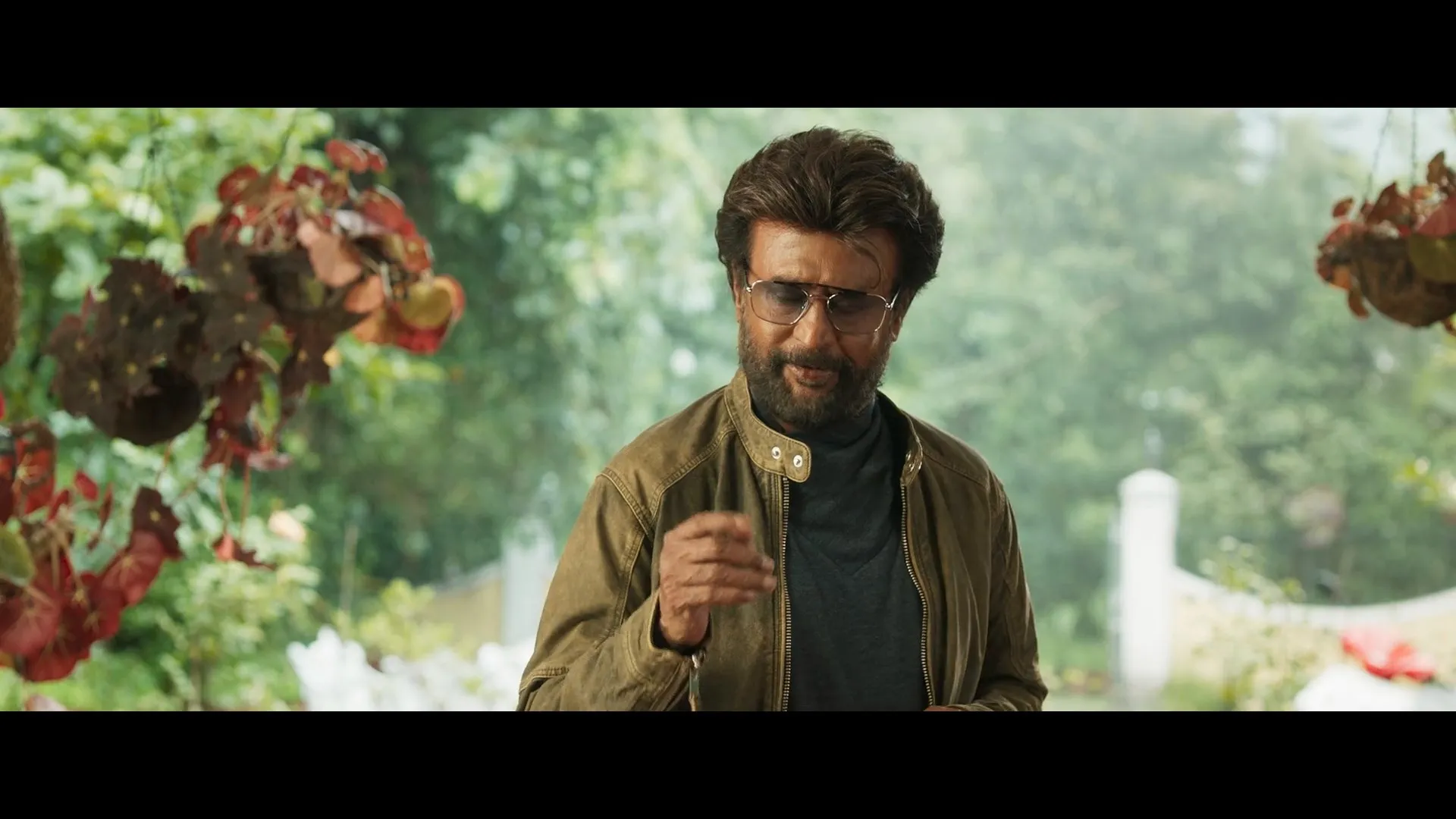 Petta (2019) Hindi Dubbed 720p HDRip [1.4GB] Screenshot