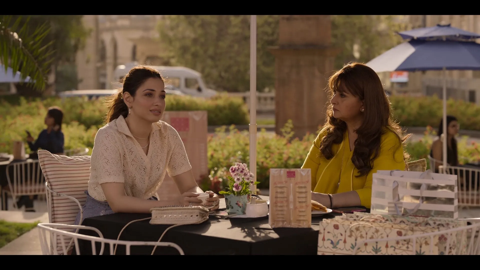 Plan A Plan B (2022) Hindi Movie HDRip 720p – 480p Screenshot