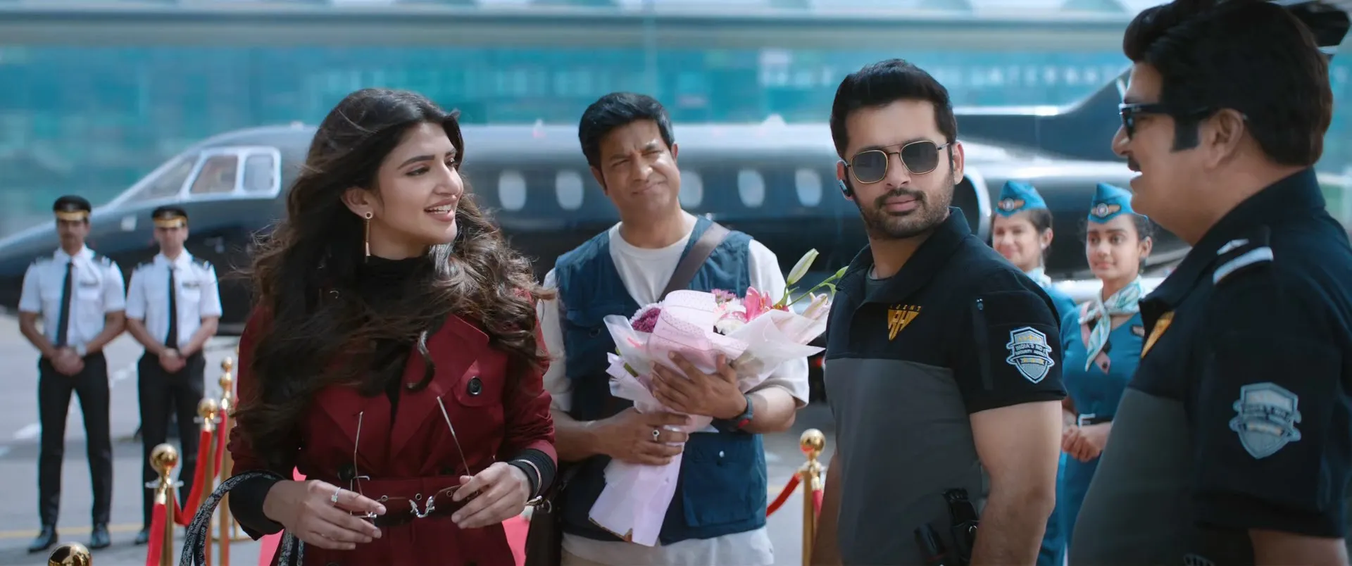 Robinhood 2025 Hindi Dual Audio WEB-DL 720p - 480p - 1080p Screenshot