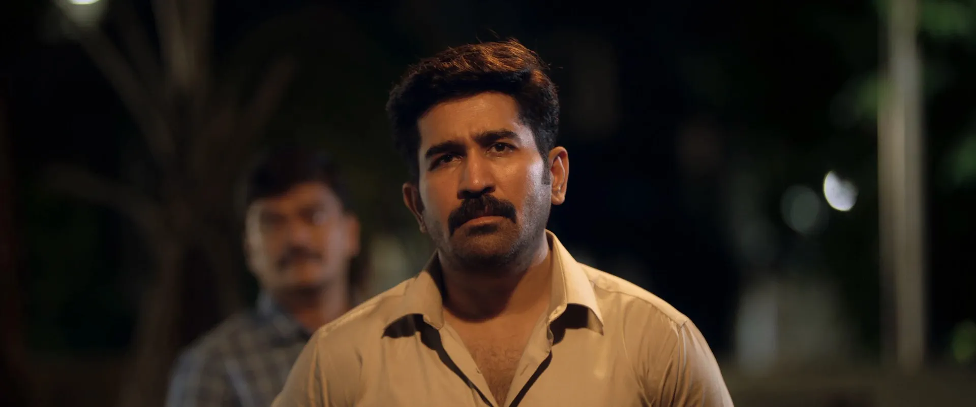 Shakthi Thirumagan 2025 Hindi Dual Audio WEB-DL 720p - 480p - 1080p Screenshot