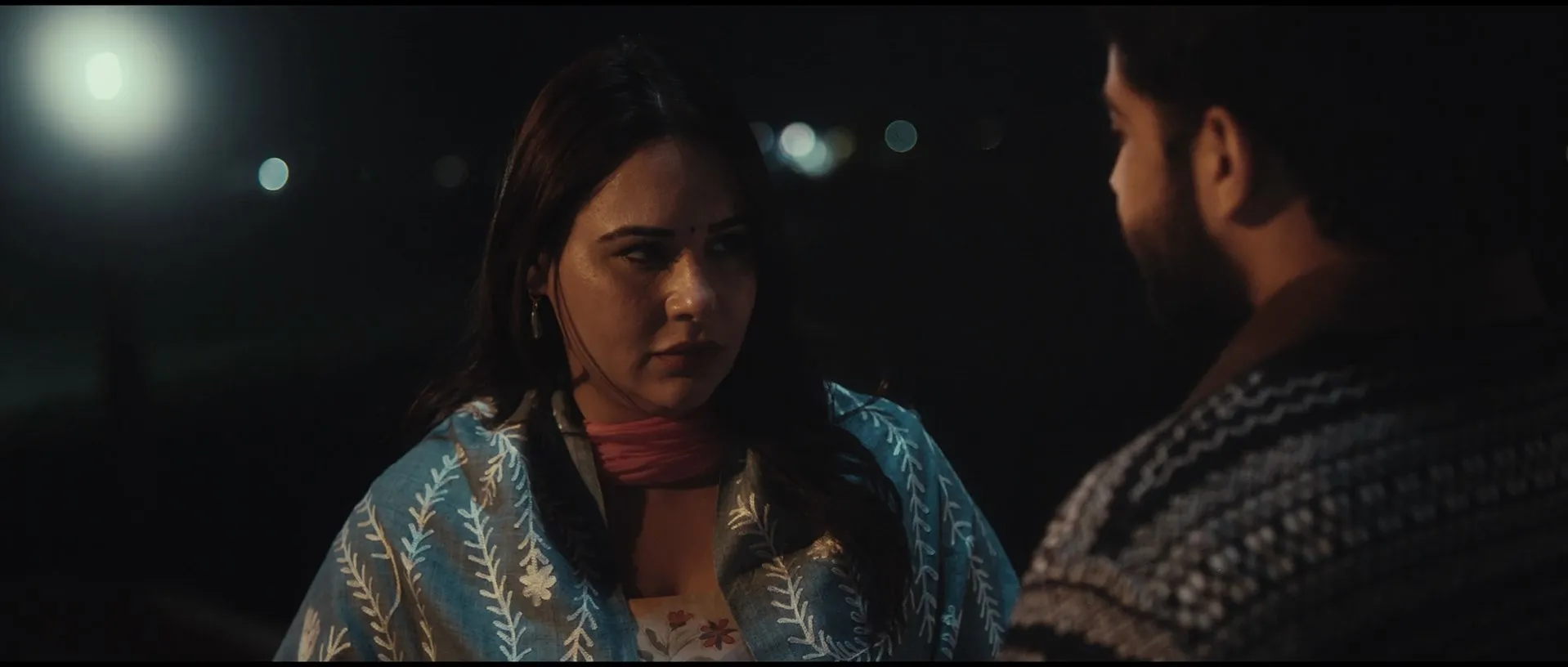 Six Each 2025 Hindi WEB-DL 720p - 480p - 1080p Screenshot