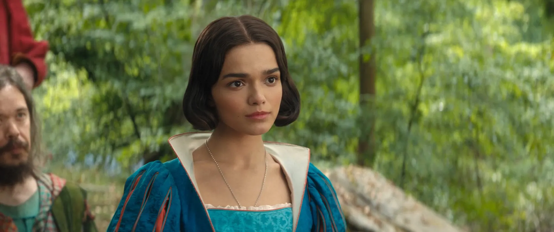 Snow White 2025 Hindi Dual Audio WEB-DL 720p - 480p - 1080p Screenshot