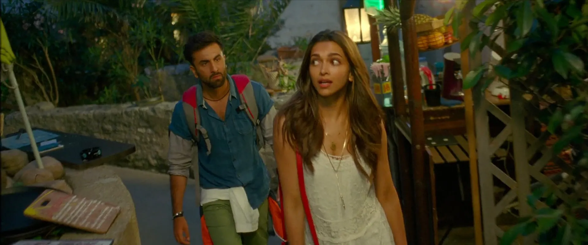 Tamasha (2015) 400MB Full Movie 480p Bluray Download Screenshot
