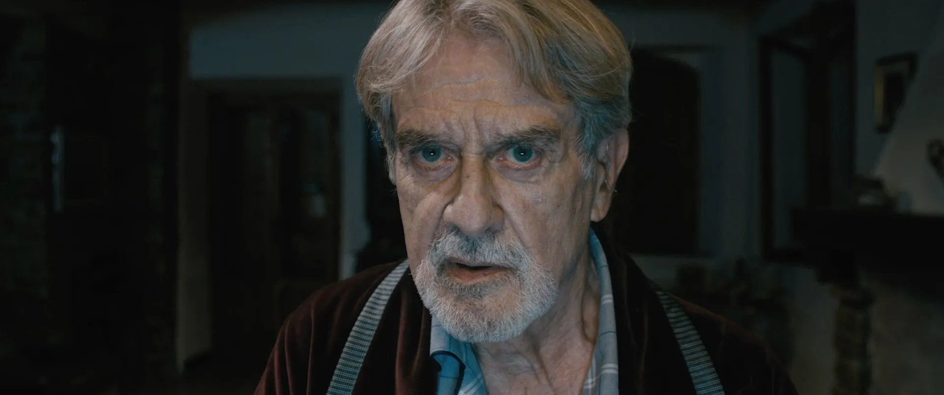 The Goldsmith 2022 Hindi Dual Audio WEB-DL 1080p - 720p - 480p Screenshot