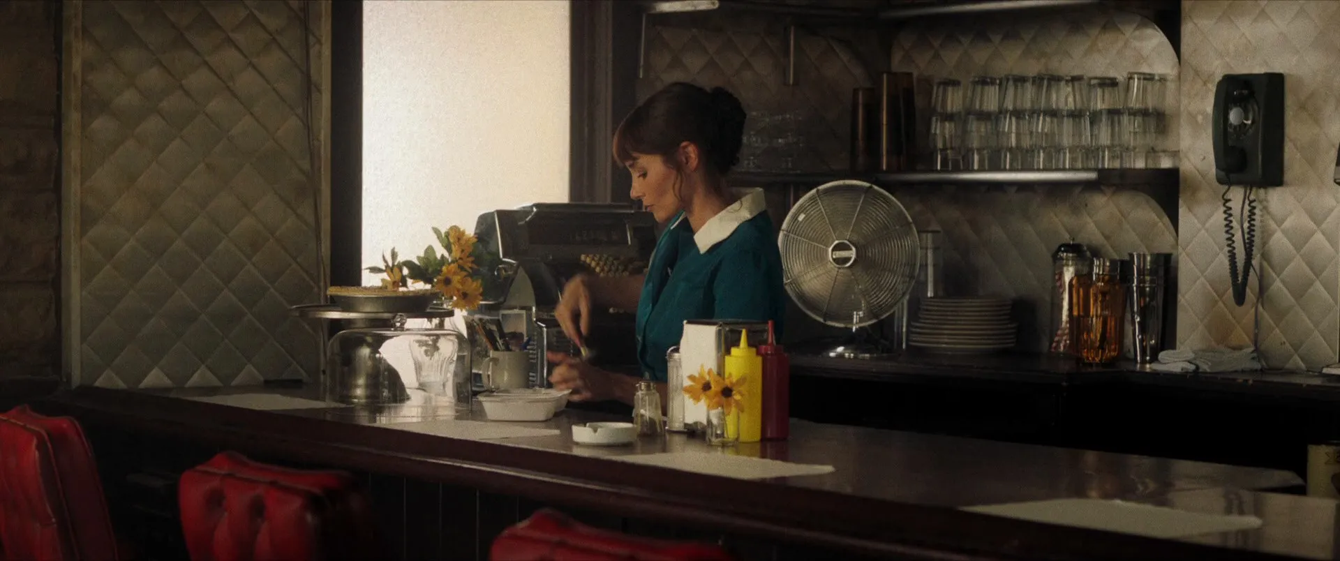The Last Stop in Yuma County 2023 Hindi Dual Audio WEB-DL 720p - 480p - 1080p Screenshot