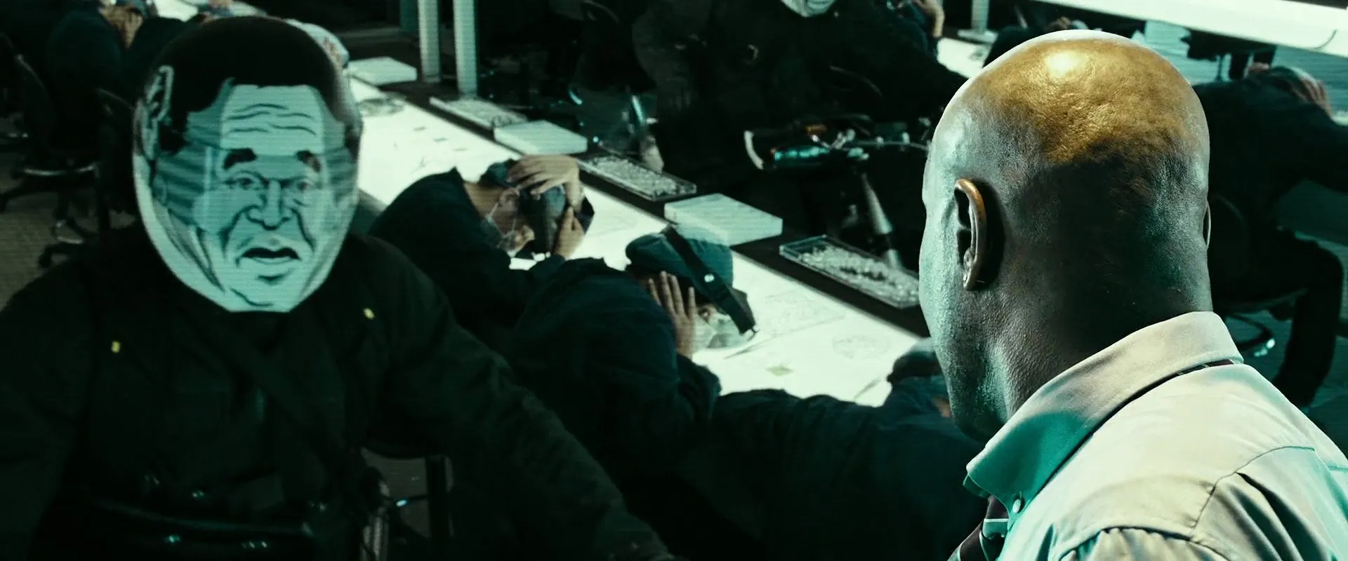 Point Break (2015) 100mb Hindi Dual Audio movie Hevc BRRip Download Screenshot