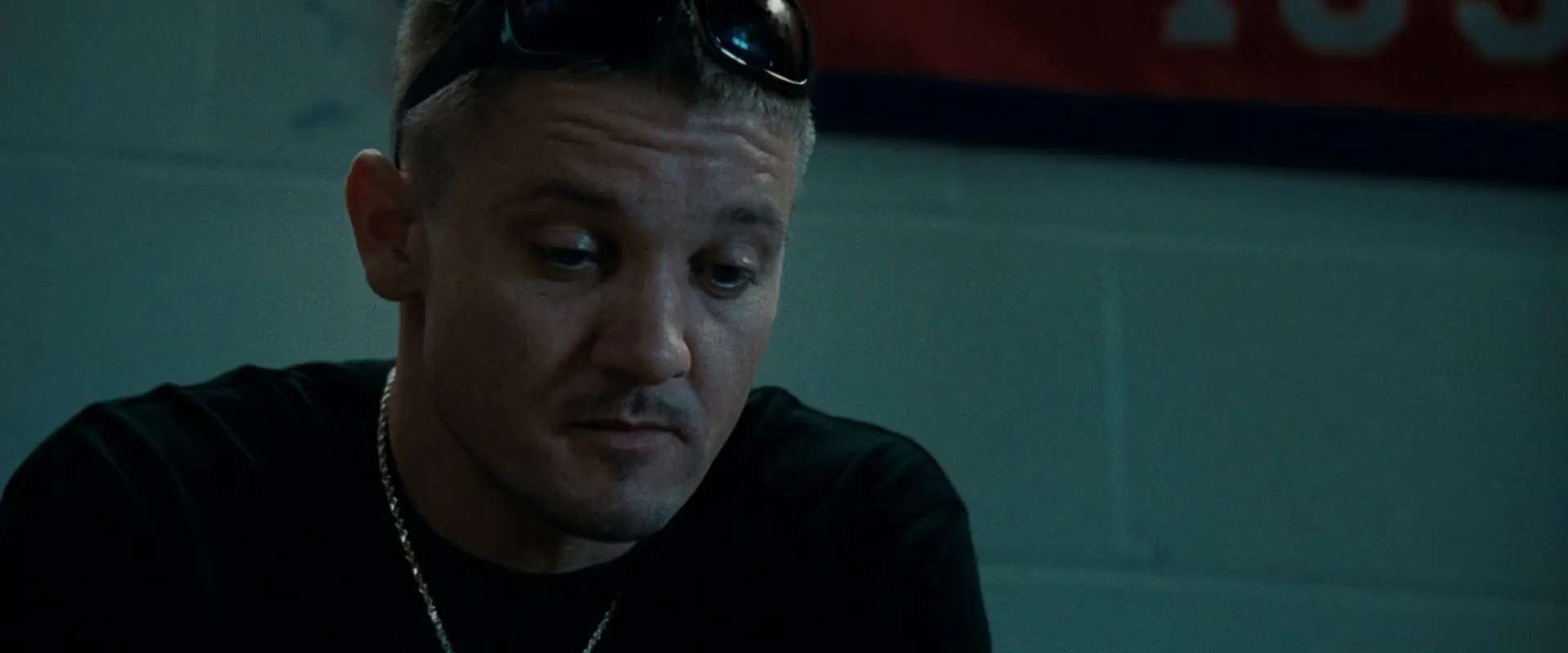 The Town (2010) Hindi Dual Audio 480p BluRay 450MB Screenshot