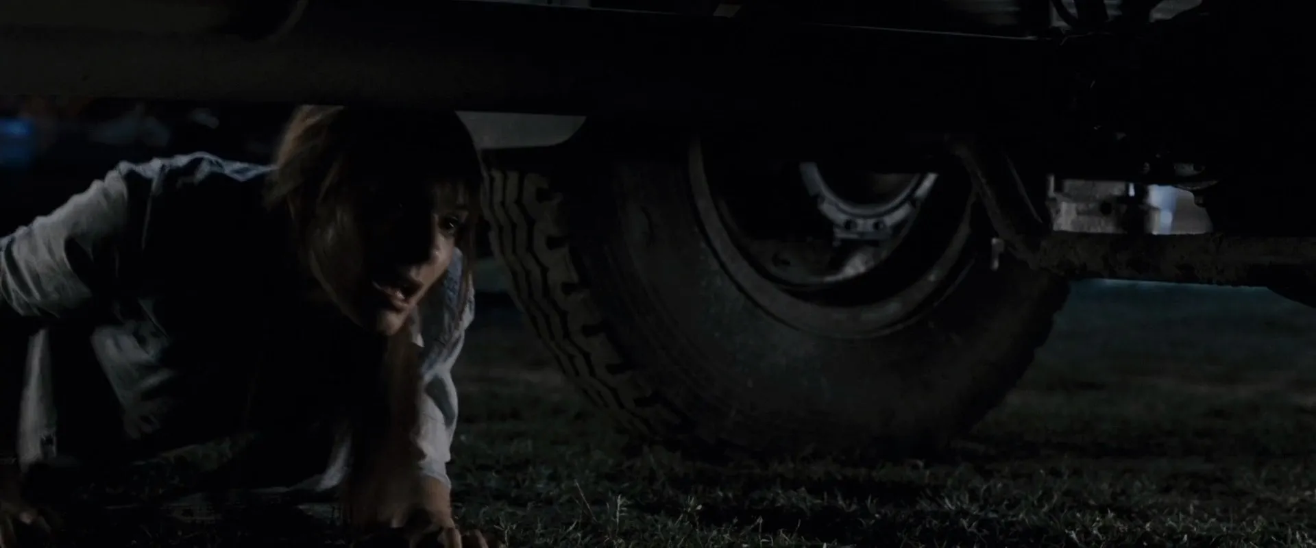 Tomorrow When the War Began 2010 Hindi Dual Audio 720p HDRip [900MB] Screenshot