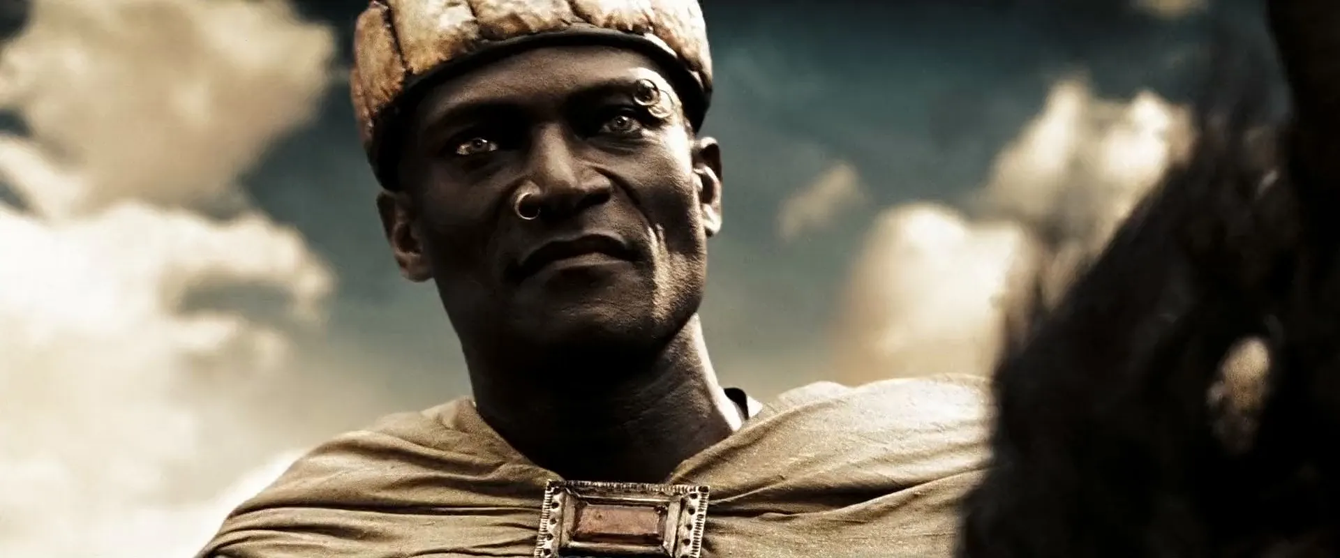 300 (2006) Dual Audio (Hindi-English) 1080p BRRip Screenshot