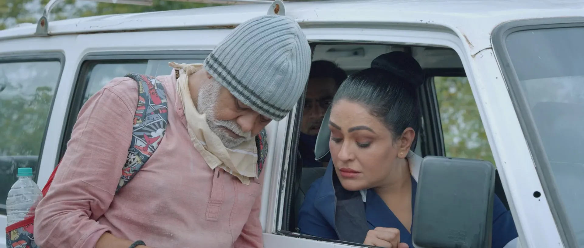 36 Farmhouse 2022 Hindi Movie HDRip 720p – 480p Screenshot