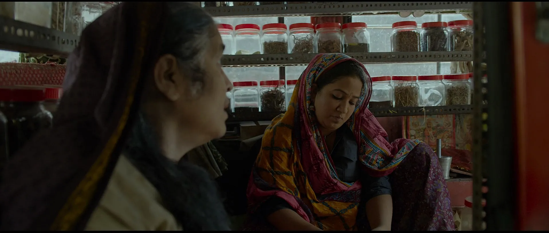 Ajji (2017) Movie 720p HDRip x264 [800MB] Screenshot