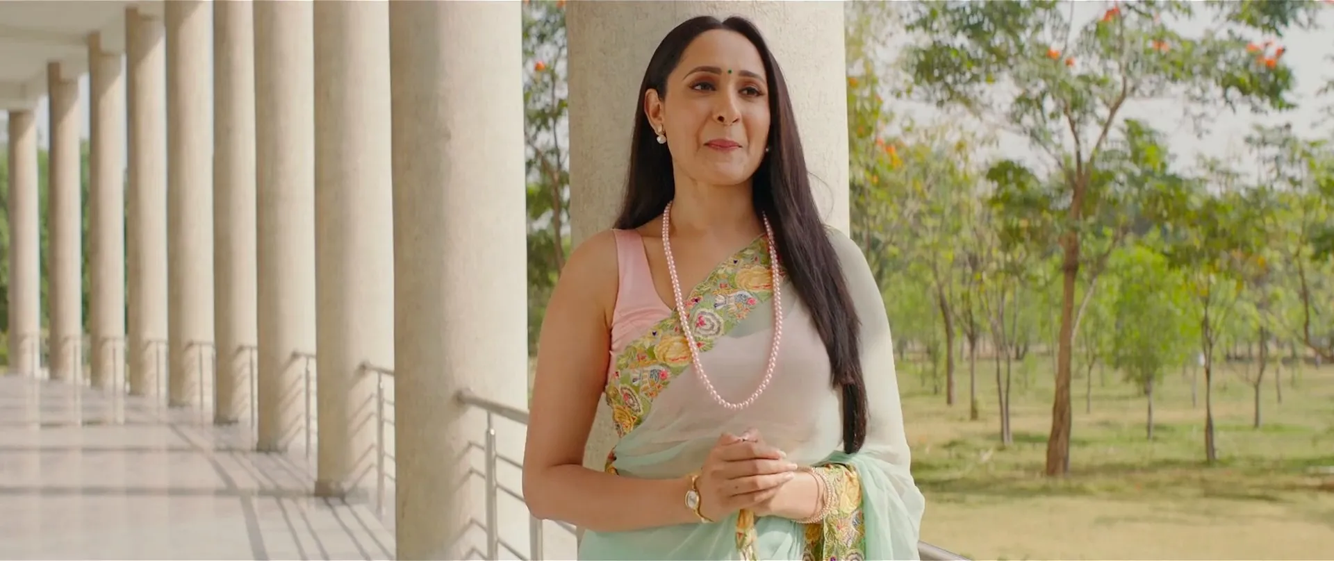 Akhanda 2021 Dual Audio Hindi (ORG) HDRip 720p – 480p Screenshot