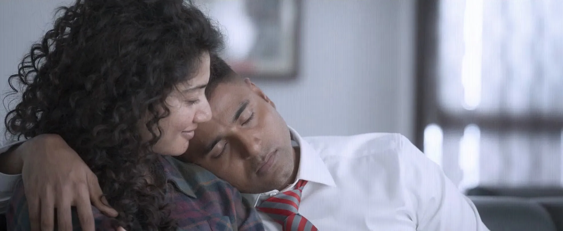Amaran 2014 (Hindi – Tamil) HDRip 720p – 480p – 1080p Screenshot