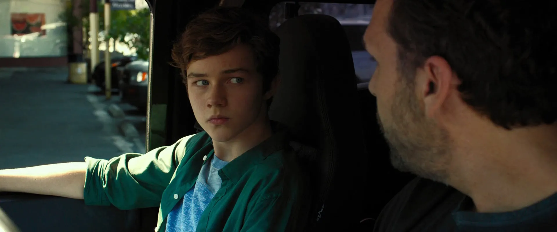 American Exit (2019) Hindi Dual Audio HDRip 720p – 480p Screenshot
