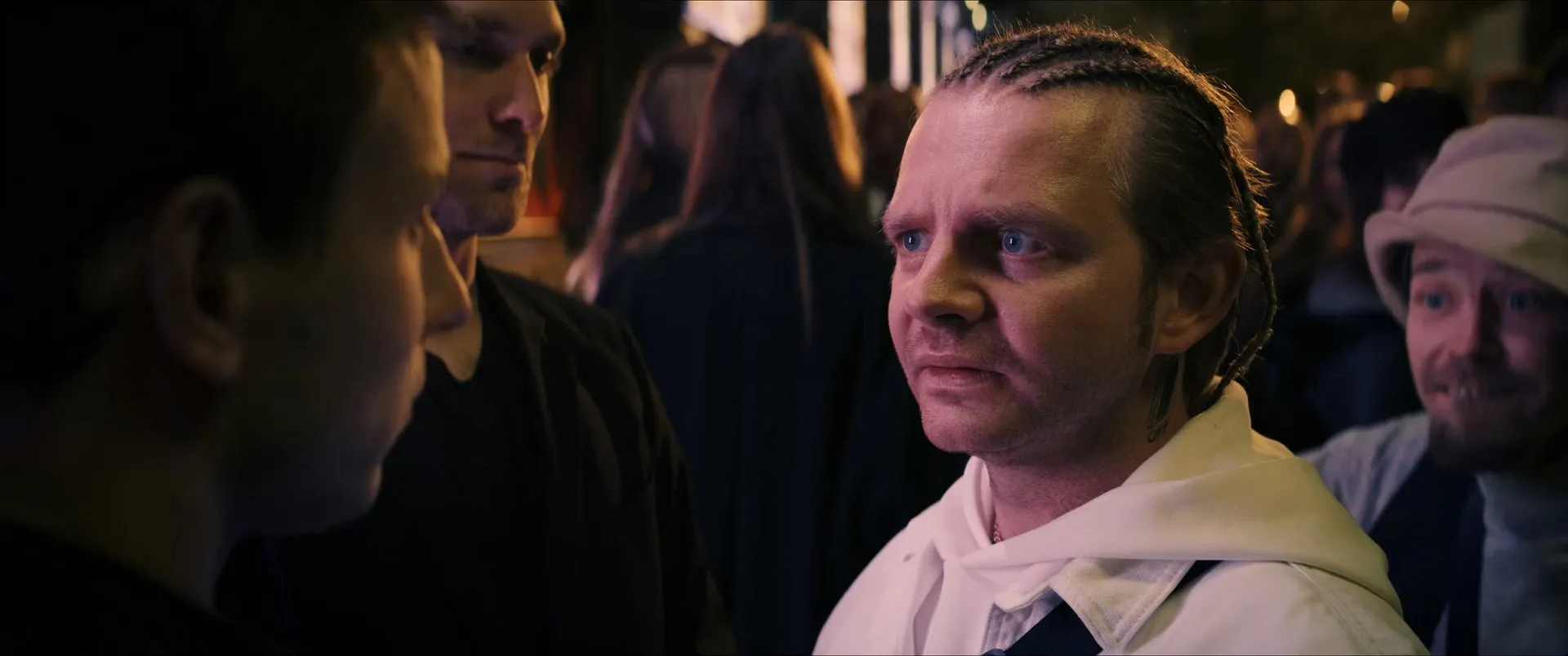Bartkowiak (2021) Hindi Dual Audio 480p HDRip 300MB Screenshot