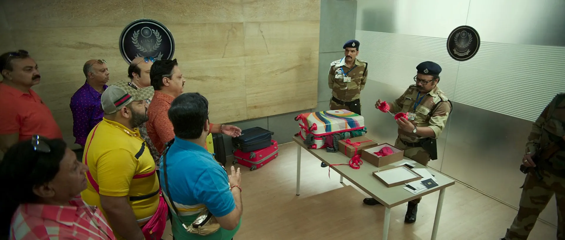 Bunty Aur Babli 2 (2021) Hindi Movie 480p HDRip – [400MB] Screenshot