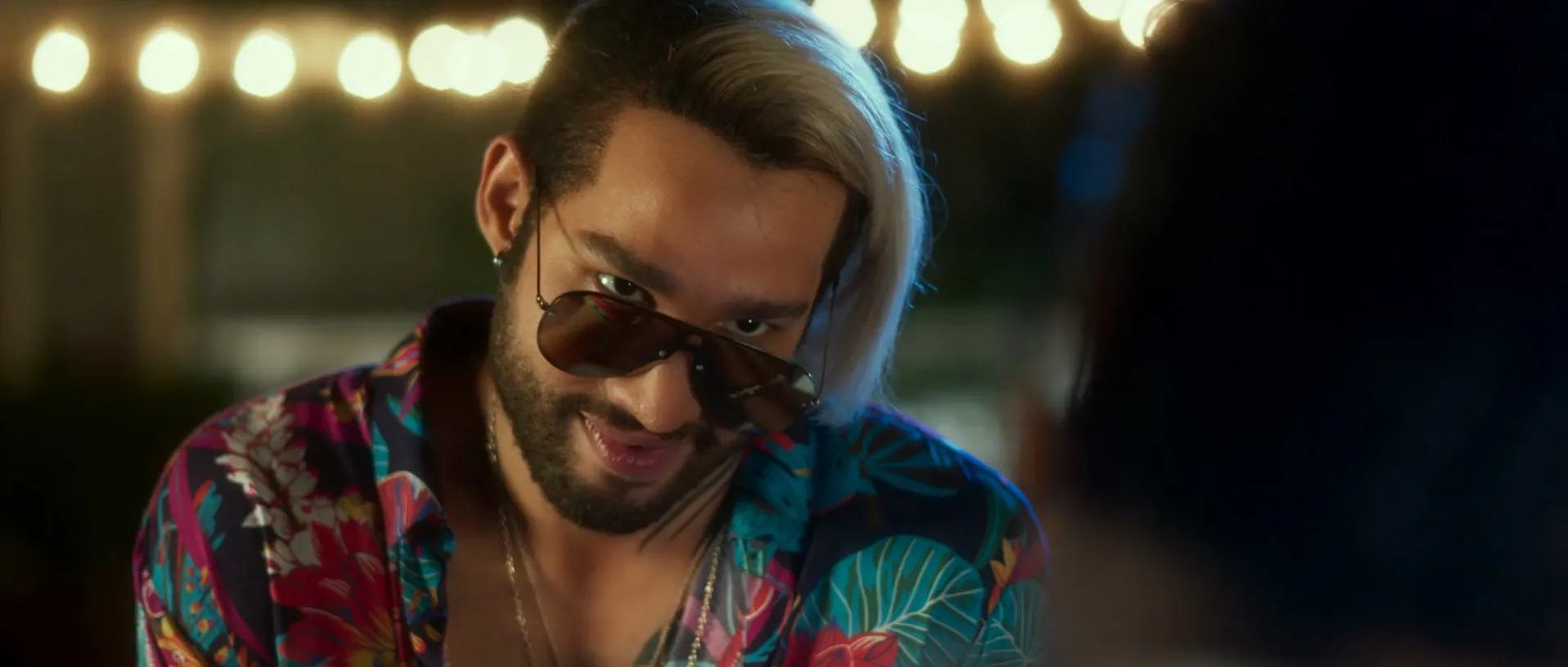 Bunty Aur Babli 2 (2021) Hindi Movie 720p Pre-DVDRip x264 [1.1GB] Screenshot