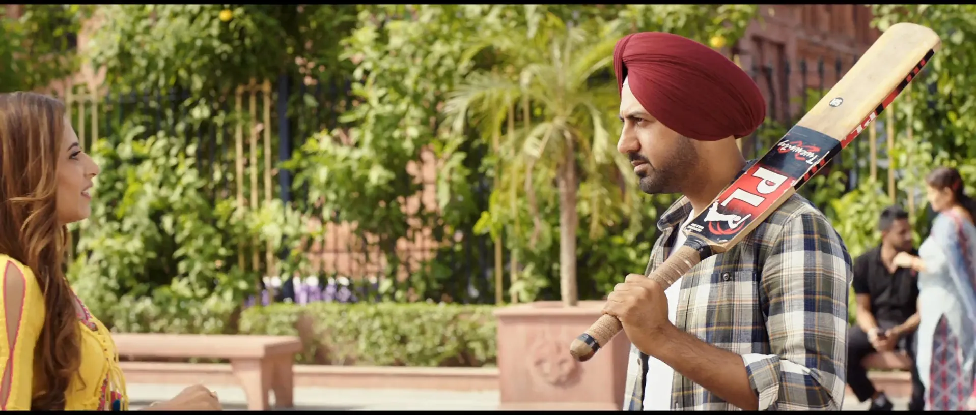 Chandigarh Amritsar Chandigarh (2019) Punjabi Movie 720p HDRip x264 [830MB] Screenshot