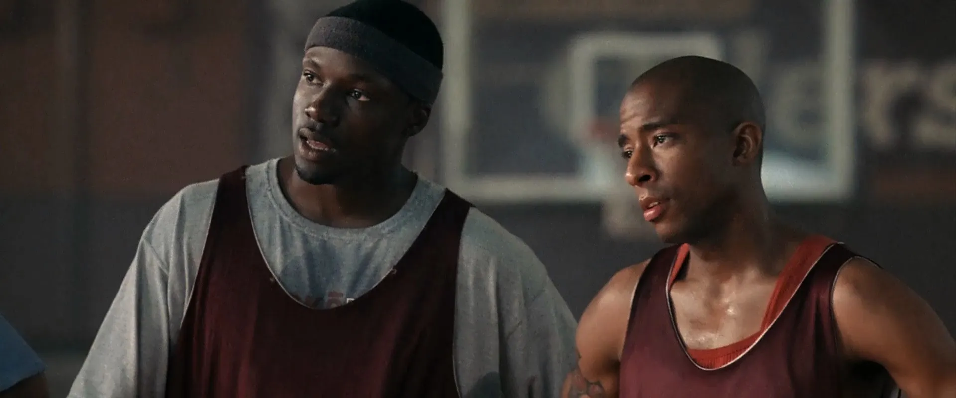 Coach Carter 2005 Hindi Dual Audio 720p BluRay [1.2GB] Screenshot