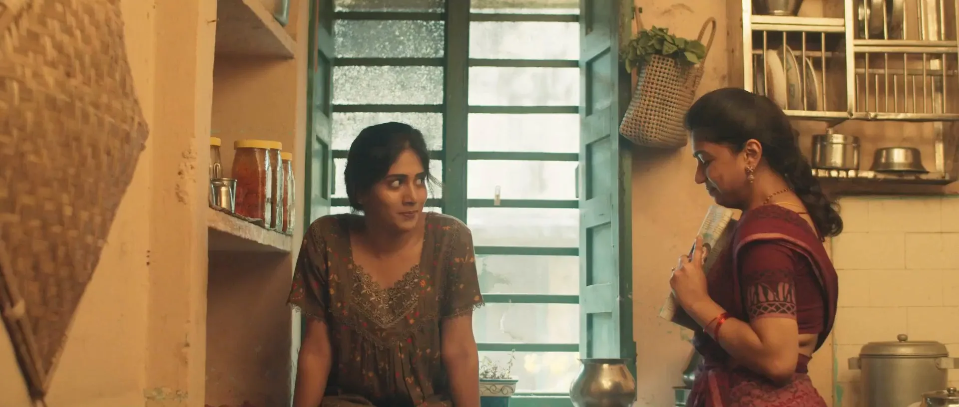 Colour Photo (2020) (Hindi – Telugu) Dual Audio UnCut HDRip 720p – 480p Screenshot
