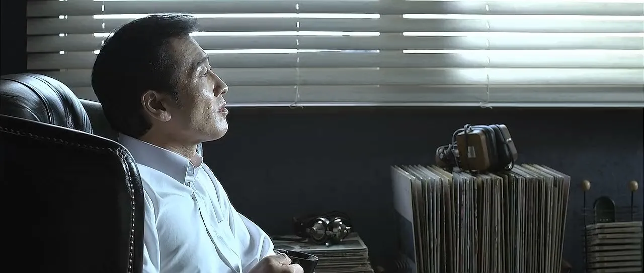 Commitment (2013) Hindi Dual Audio 720p BluRay [1GB] Screenshot