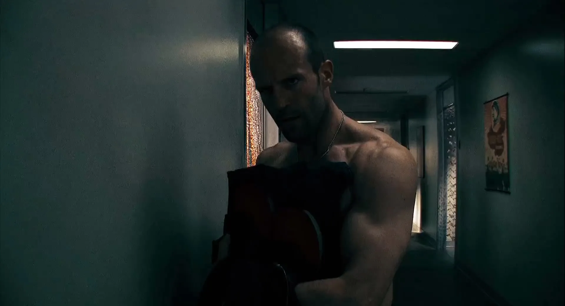 Crank: High Voltage (2009) Hindi Dual Audio 720p BluRay [1GB] Screenshot