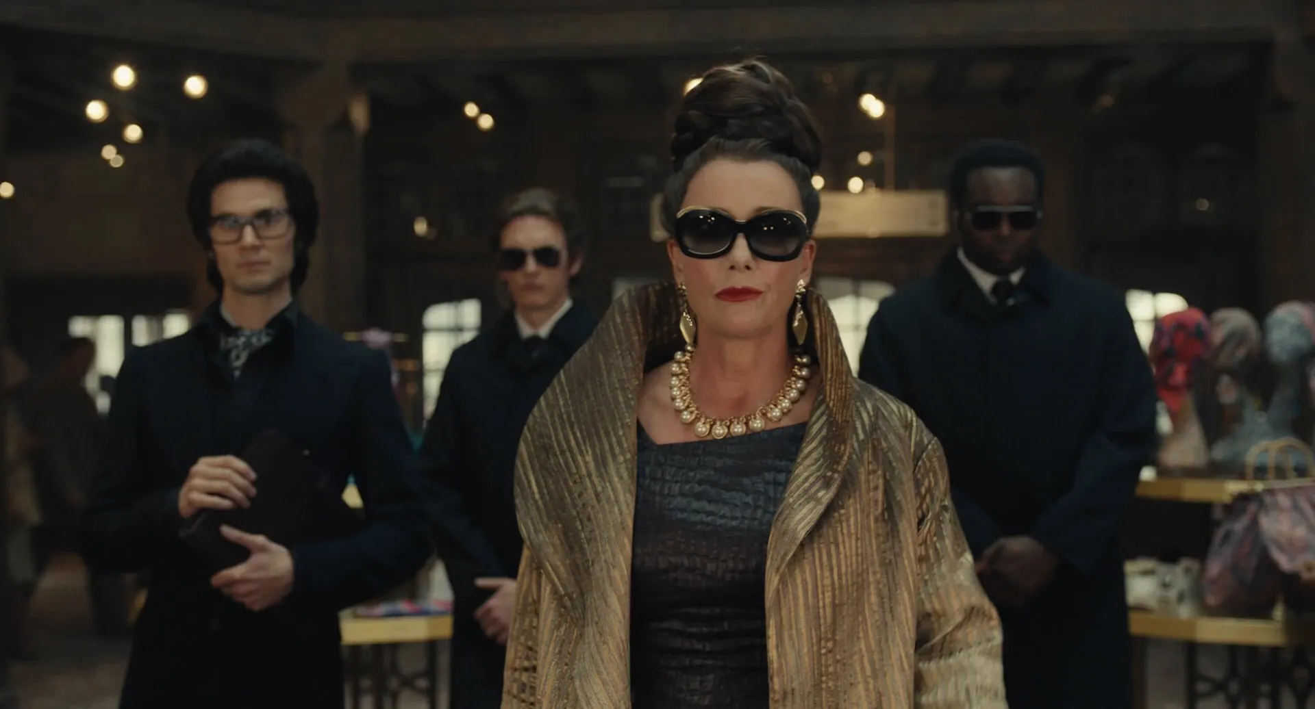 Cruella (2021) Hindi Dual Audio 720p Web-DL [1.3GB] Screenshot