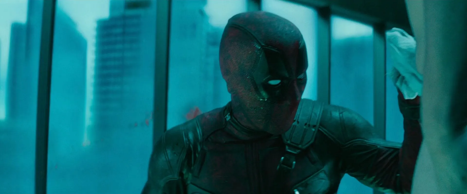 Deadpool 2 (2018) Hindi Dual Audio 480p UnCut BluRay 450MB Screenshot