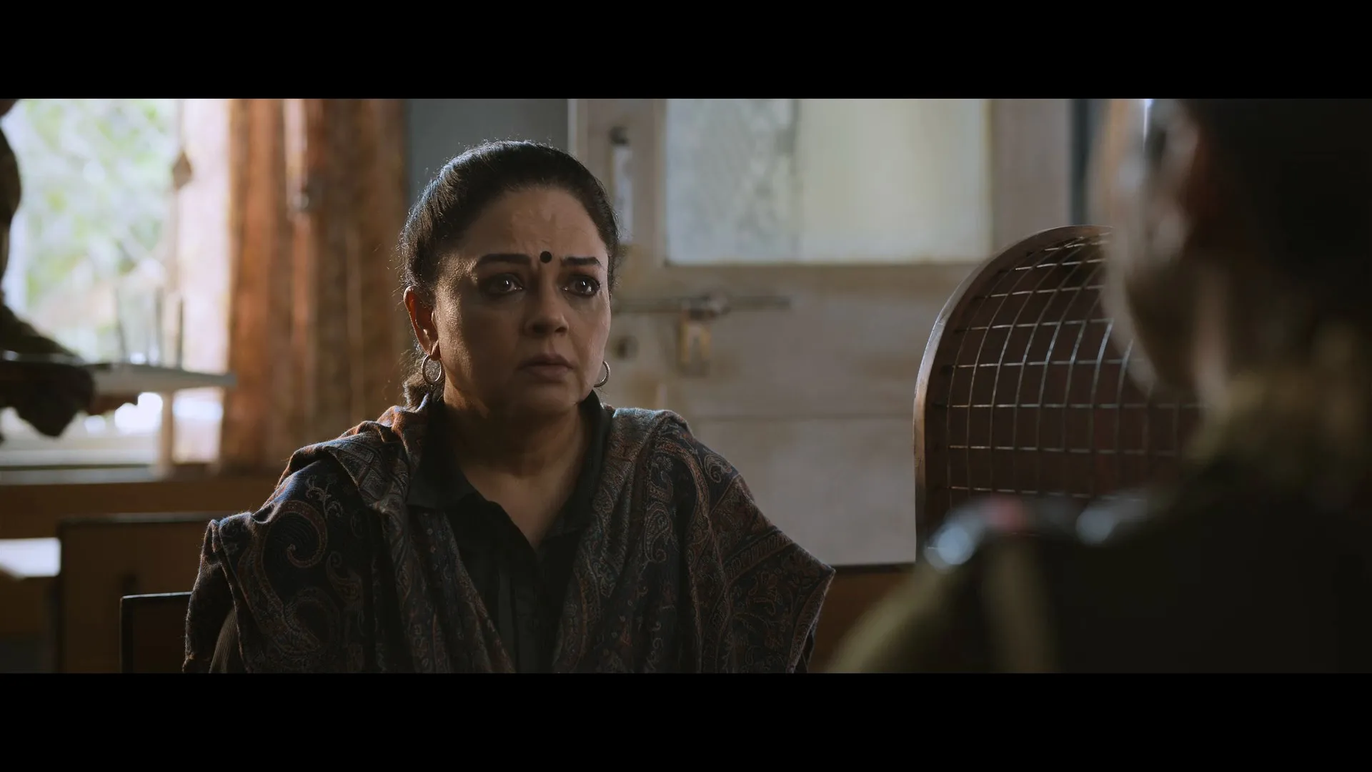 Do Patti 2024 Hindi HDRip 720p – 480p – 1080p Screenshot