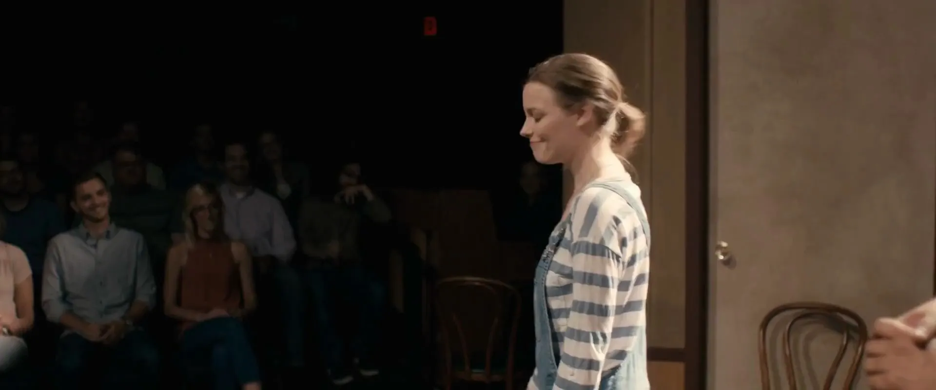 Dont Think Twice 2016 Hindi Dual Audio Movie 720p BluRay - 750MB Screenshot