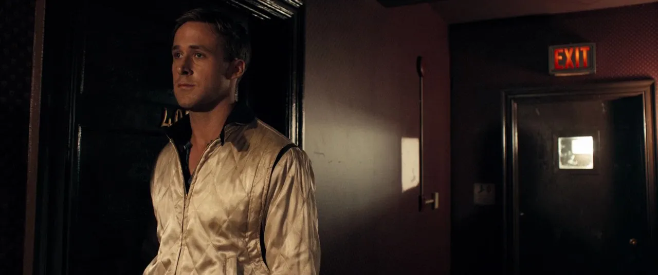 Drive (2011) Hindi Dual Audio 480p BluRay 300MB Screenshot