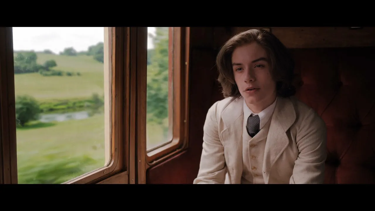 Enola Holmes (2020) Hindi Dual Audio 480p BluRay 400MB Screenshot