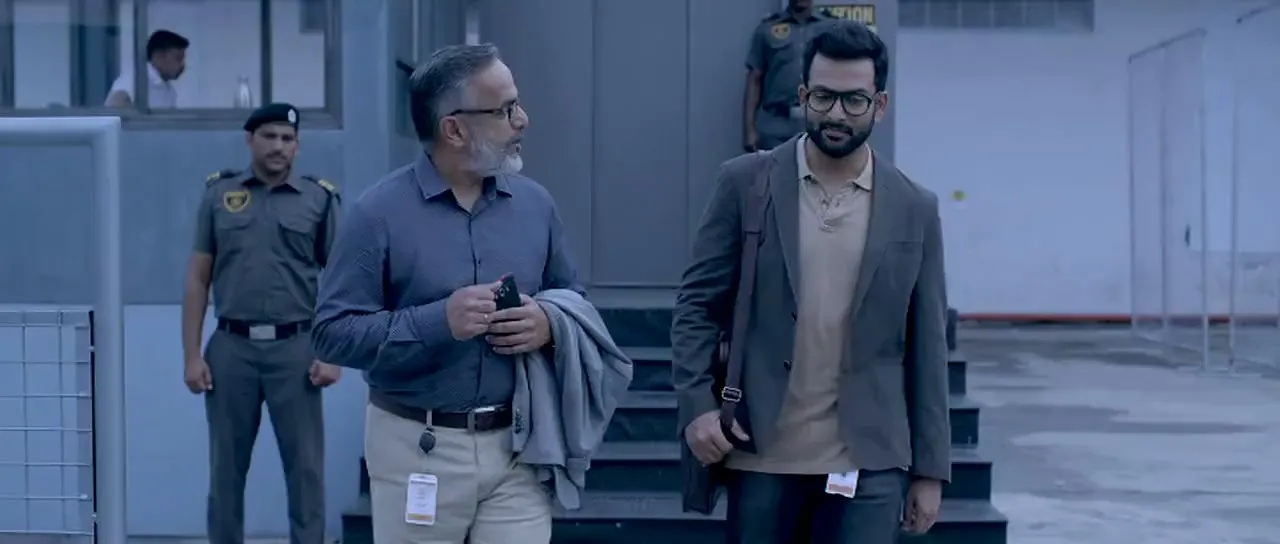 Ezra 2017 Dual Audio Hindi Full Movie 720p HDRip - 1.4GB Screenshot