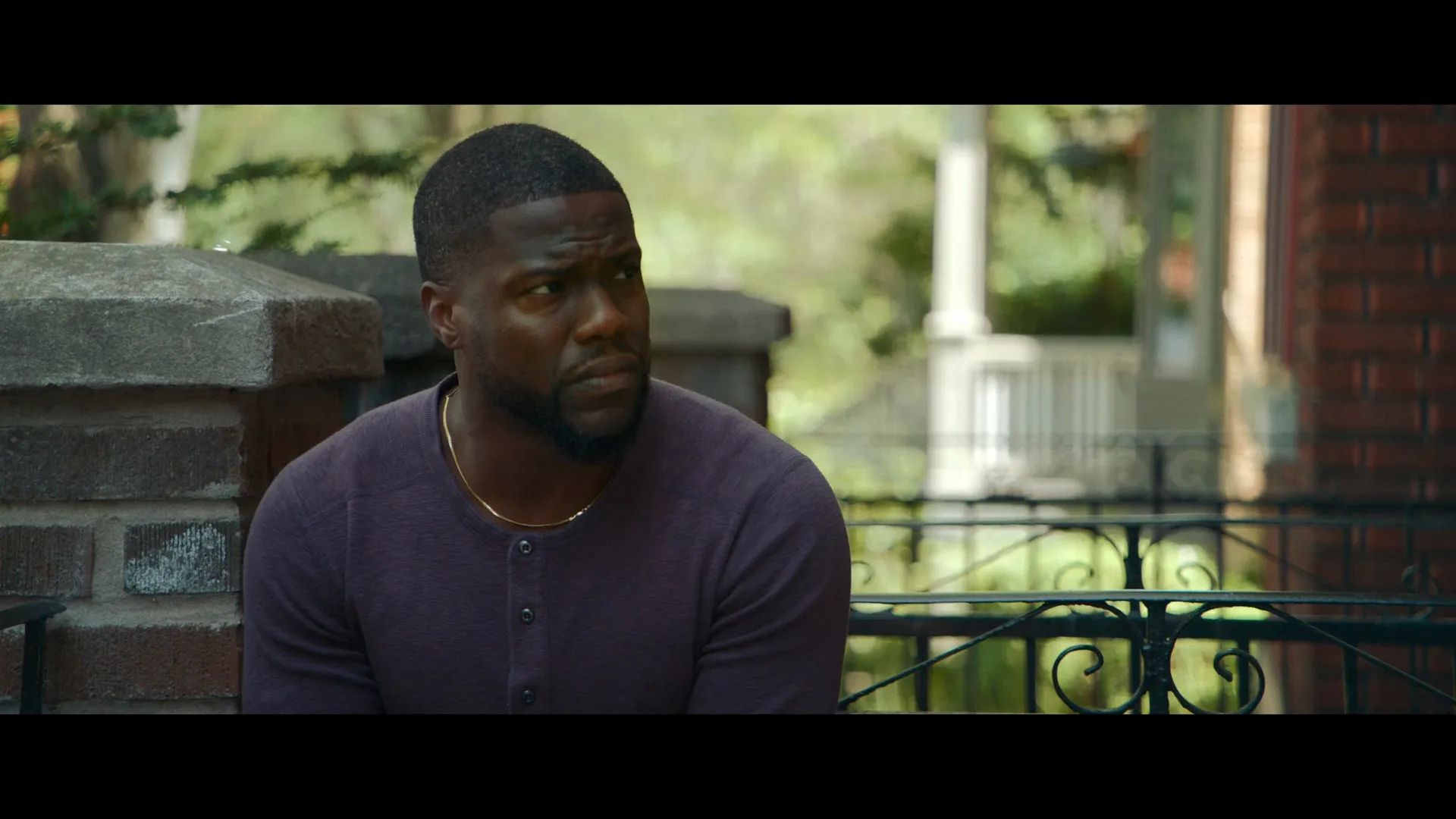 Fatherhood (2021) Hindi Dual Audio 480p WebRip 350MB Screenshot