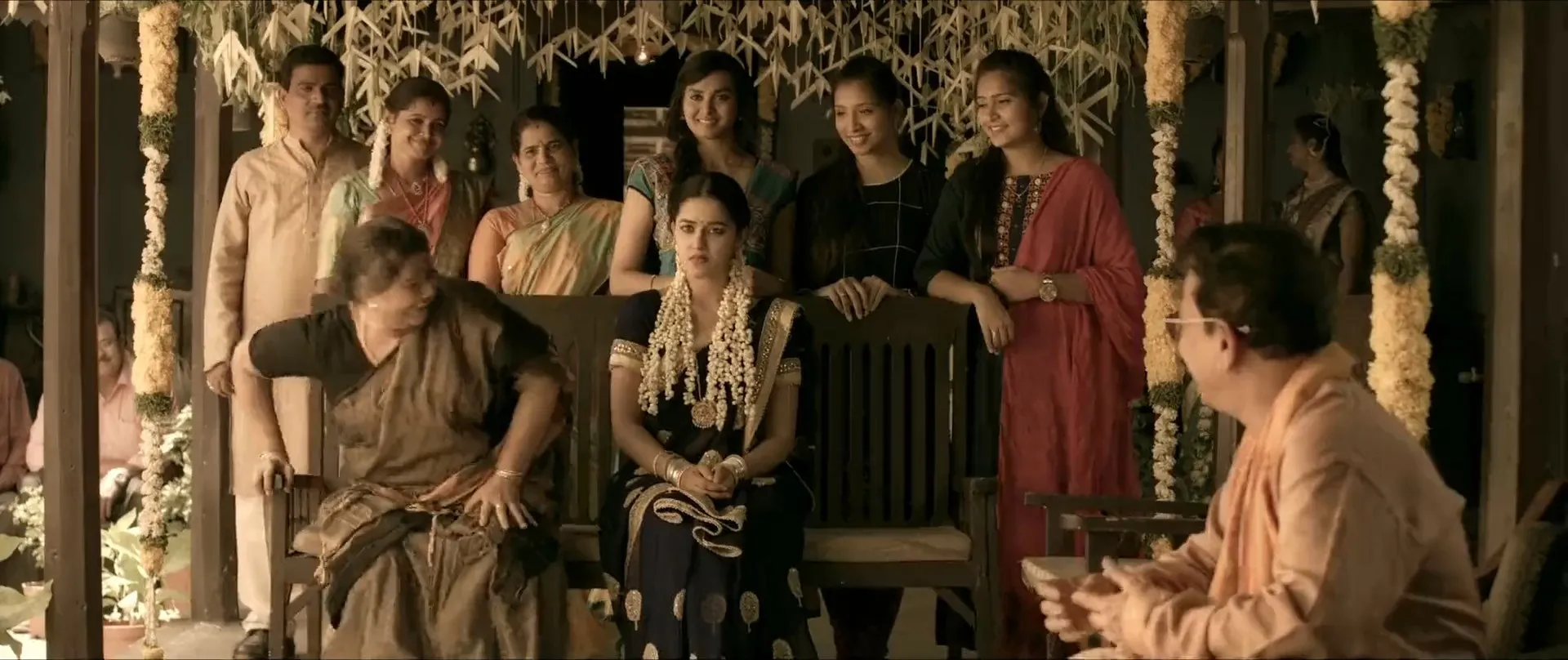 Gaddalakonda Ganesh 2019 (Hindi – Telugu) Dual Audio UnCut HDRip 720p – 480p Screenshot