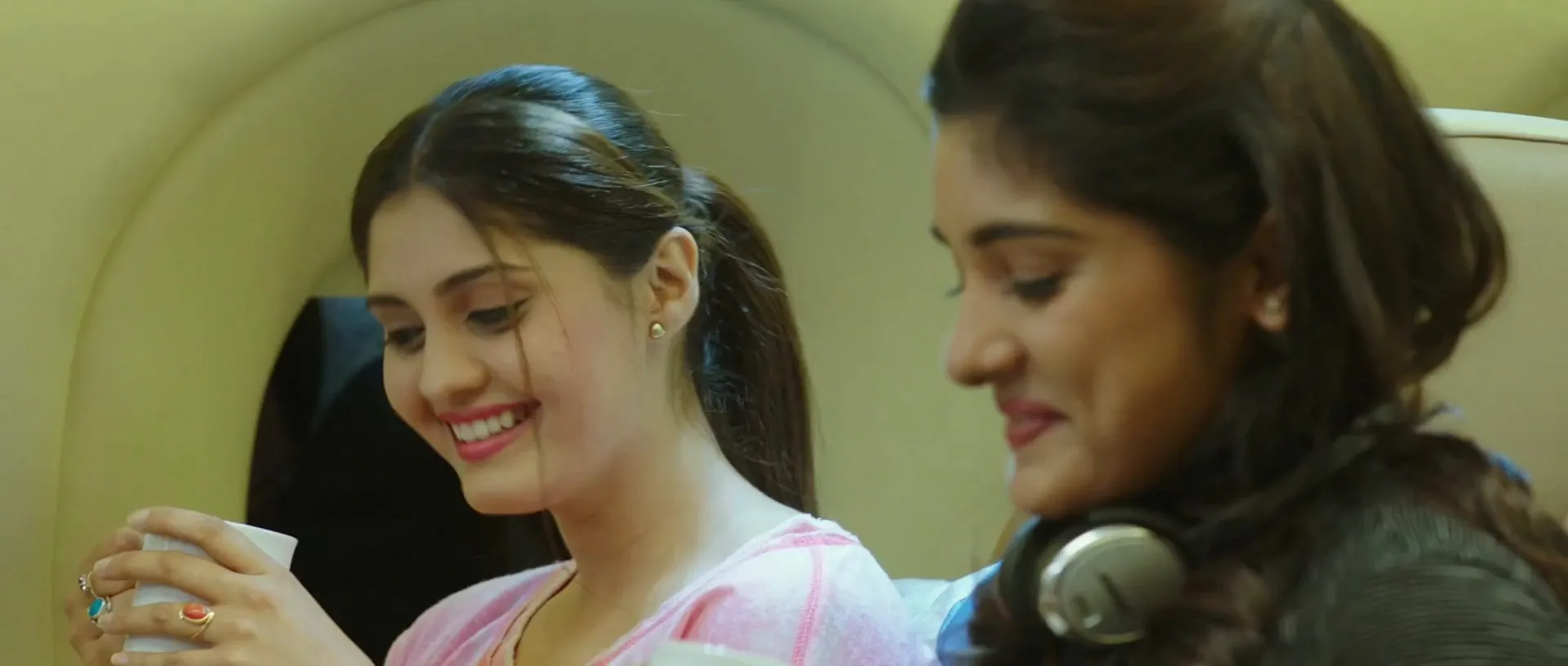 Gentleman (2016) Dual Audio Hindi Full Movie 720p Uncut HDRip - 1.6GB Screenshot