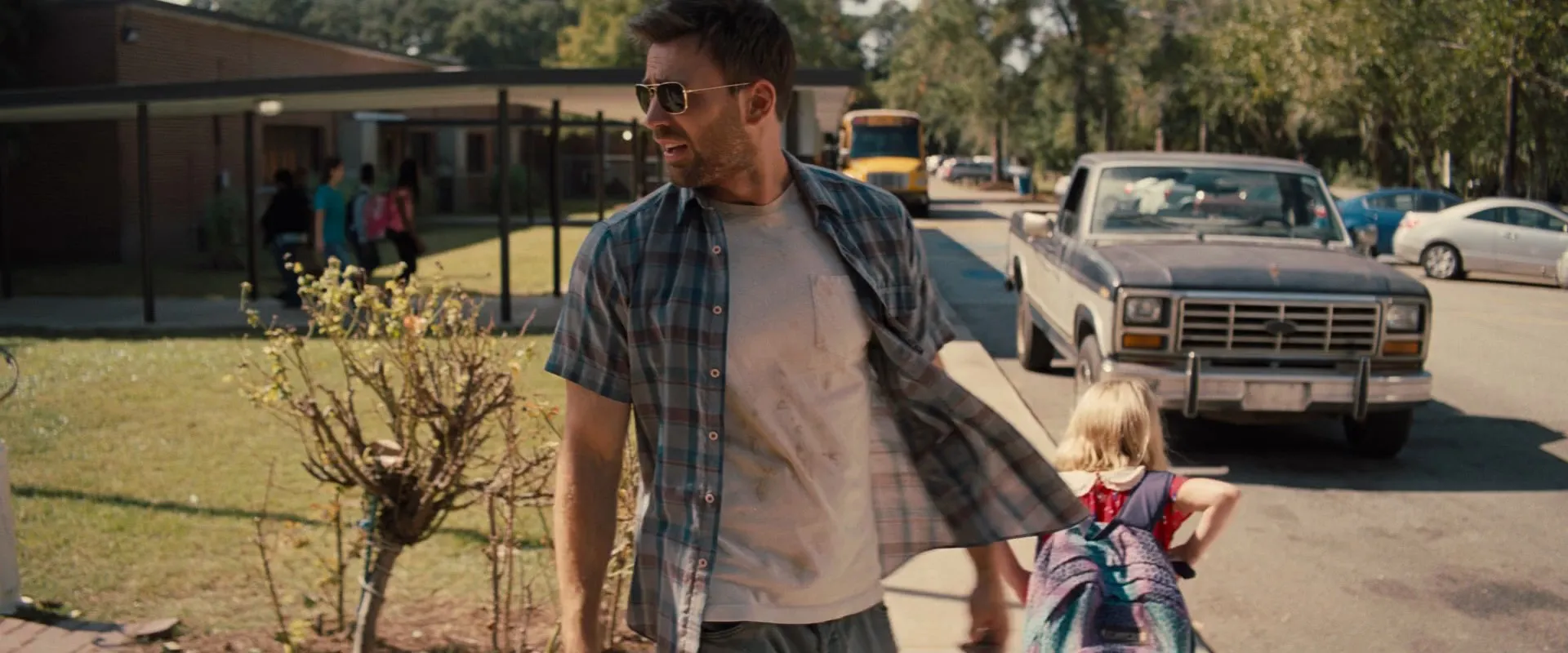 Gifted 2017 Hindi Dual Audio Full Movie 720p Bluray - 1GB Screenshot