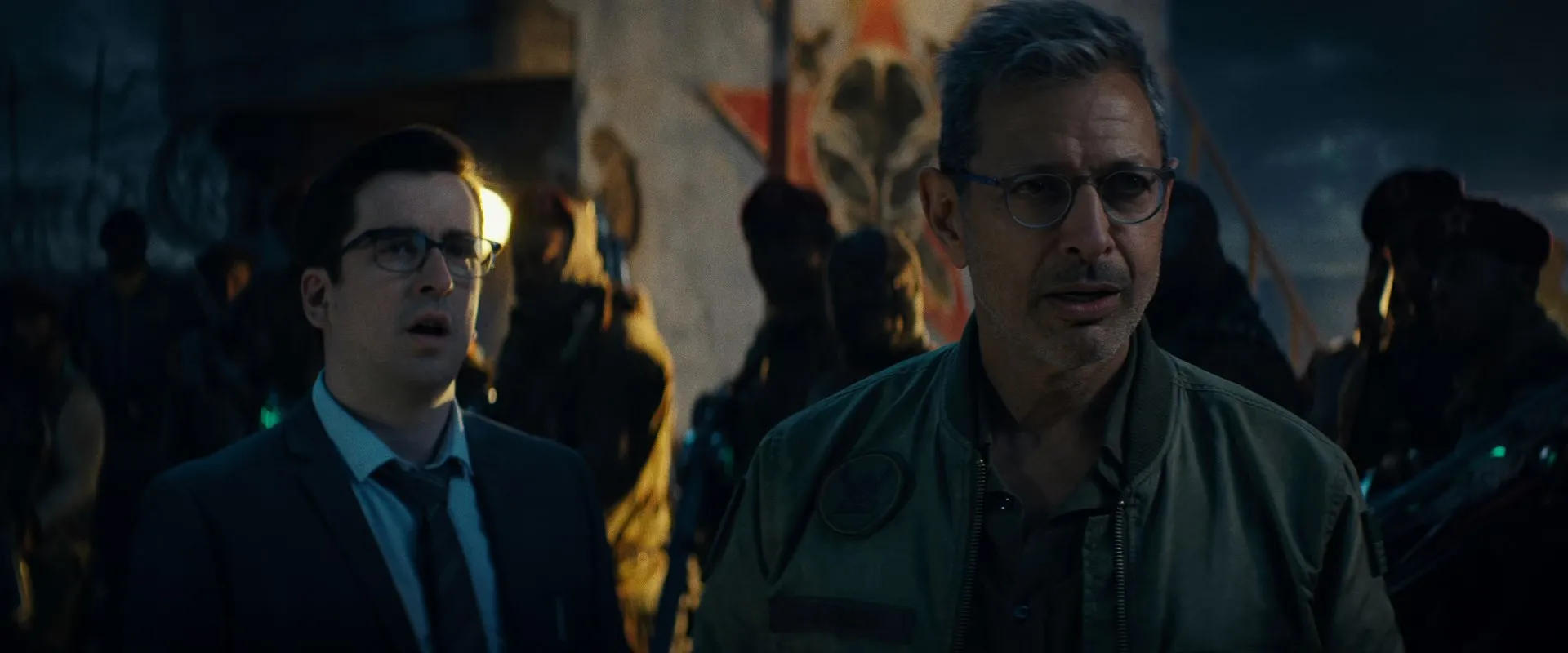 Independence Day: Resurgence (2016) Hindi Dual Audio 720p BluRay [1GB] Screenshot